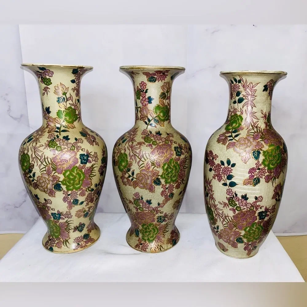 Vintage 12” Porcelain Zhong Guo Zhi Zao Vase Beautiful Colors V2